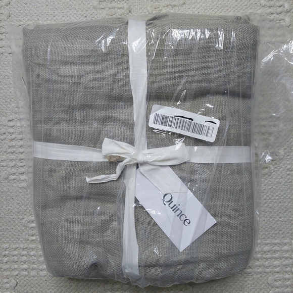 NWT! Quince Cotton Sheer Gray Curtains- Set Of 2 Panels! 48"x84" (713) - Picture 10 of 10